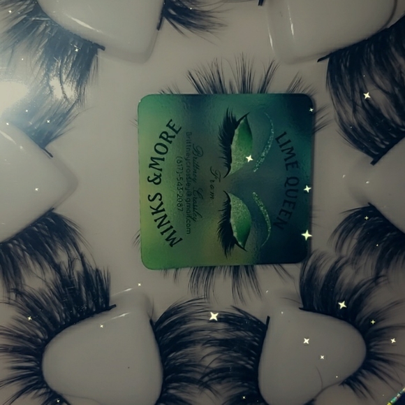 Lashes - Picture 2 of 4